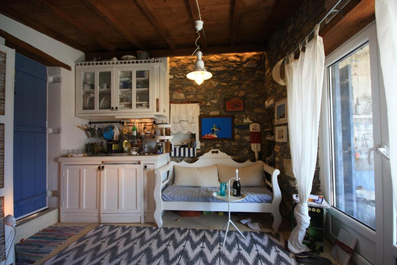 Villea Seaview Apartments Skopelos stad Exteriör bild